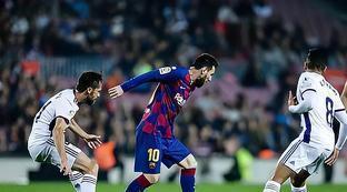 也用实际行 也用实际行